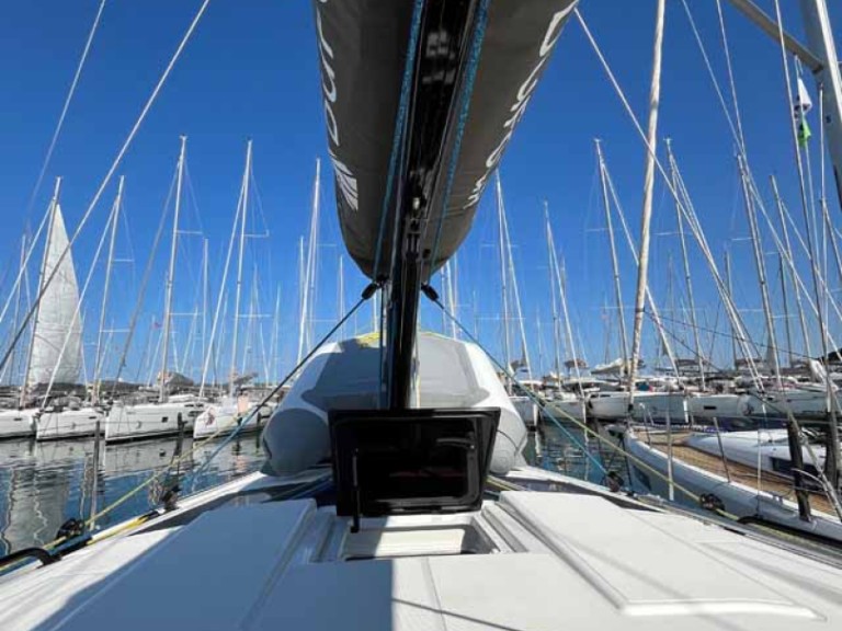 Hire a Dufour Dufour 41 Performance Biograd na Moru
