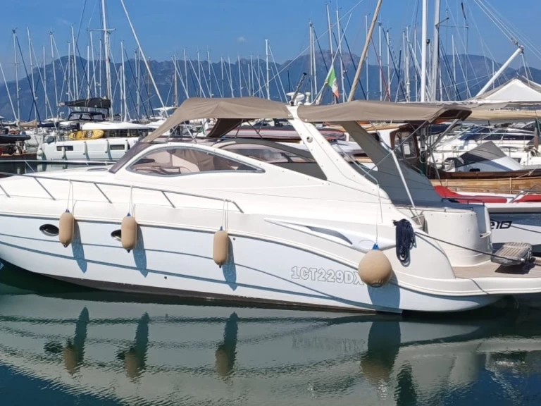 Motorboat hire in Amalfi - Stama Stama 38