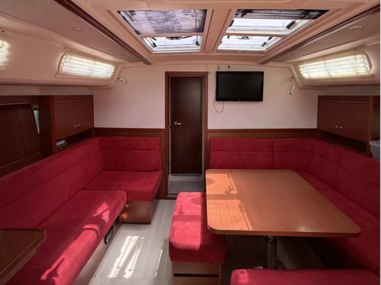 Hire Sailboat Hanse with a boat licence