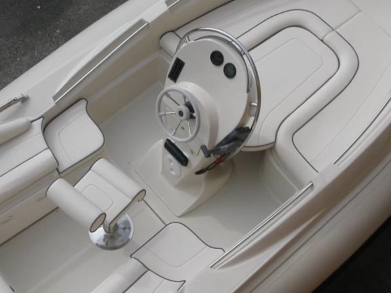 Yacht charter Nettuno - Scanner Envy 630 on SamBoat