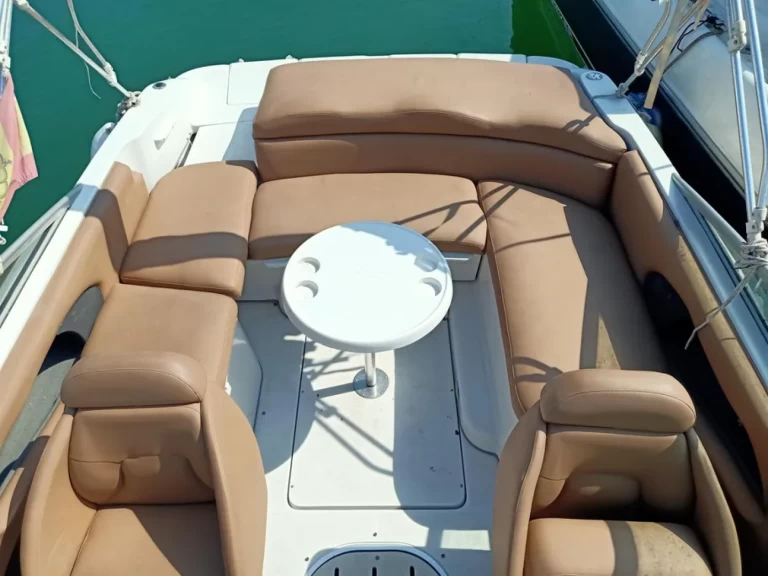 Hire Motorboat with or without skipper Four Winns Vilanova i la Geltrú