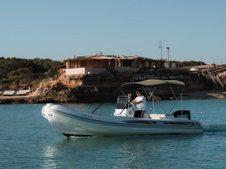 Yacht charter Sant Antoni de Portmany - Selva 600 on SamBoat
