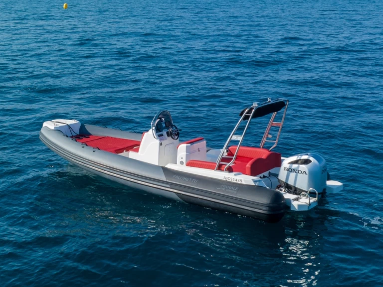 Charter a Fanale marine  FANALE 700 FALCHETTU in Porto Pollo on Samboat