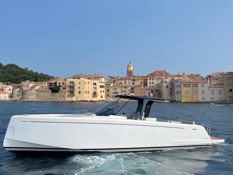 Luxury Yacht hire in Port Grimaud - Pardo Yachts Pardo 38