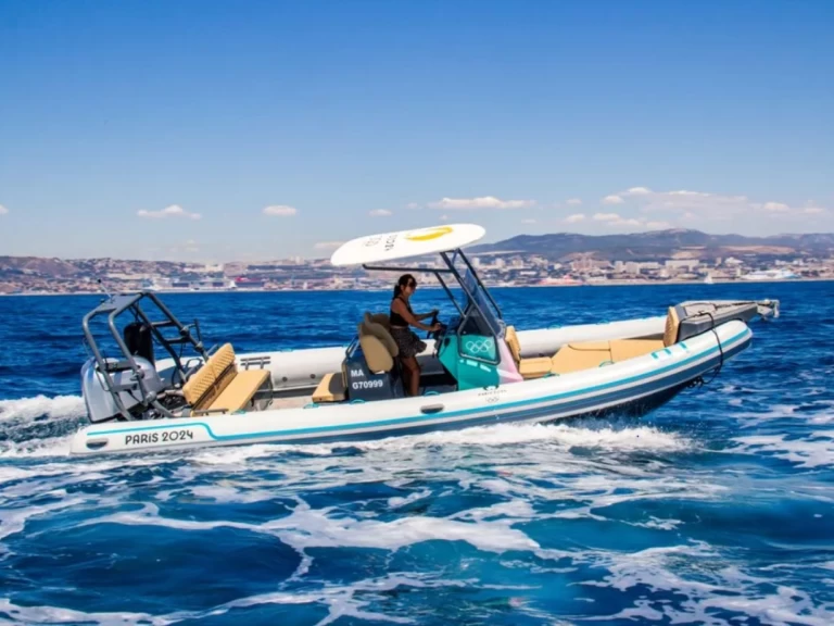 Hire a Highfield 760 Cogolin