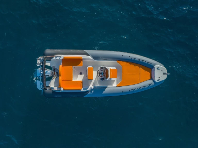 Yacht hire Porto Pollo cheap FANALE 700 FALCHETTU