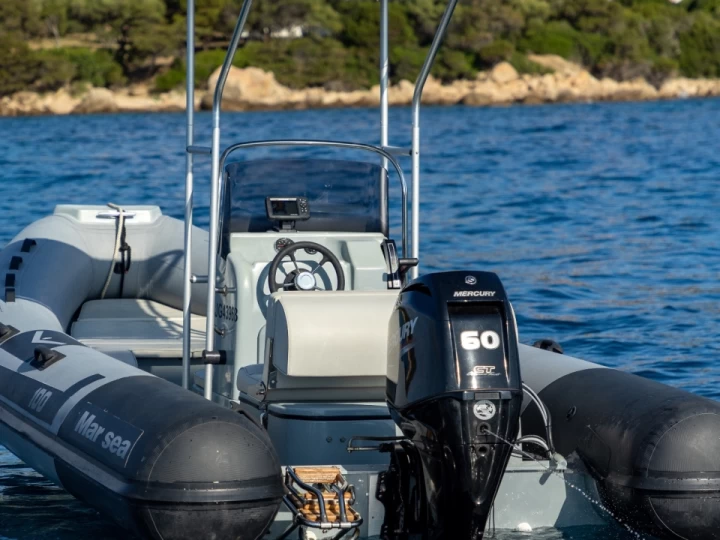 Charter a Marsea Marsea SP 100 in Porto Pollo on Samboat