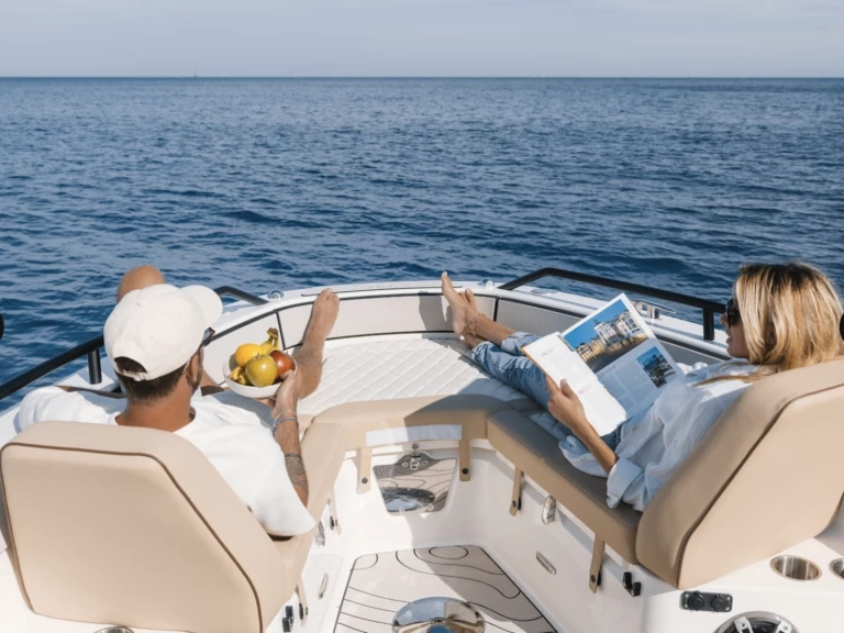 Yacht charter Port Grimaud - Zodiac zodiac X10 CC on SamBoat