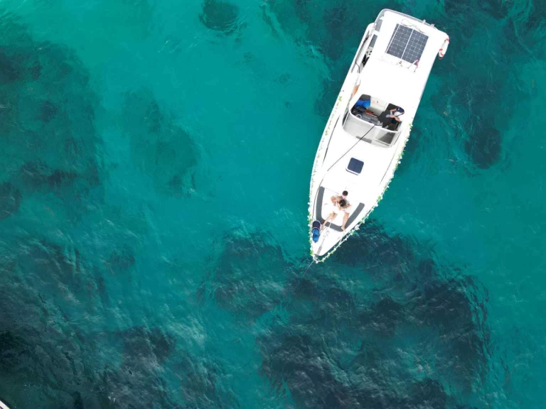 Hire Motorboat with or without skipper Gobbi Saint Paul's Bay