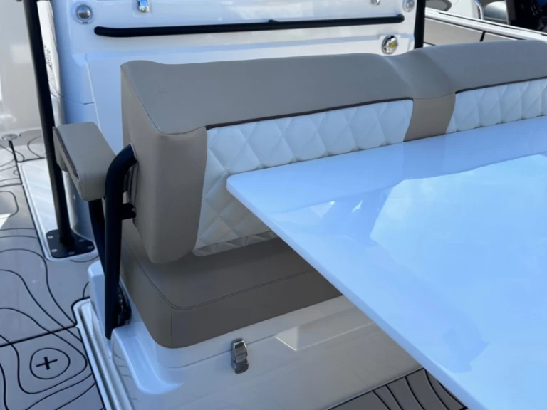 RIB hire in Cogolin - Zodiac X10CC