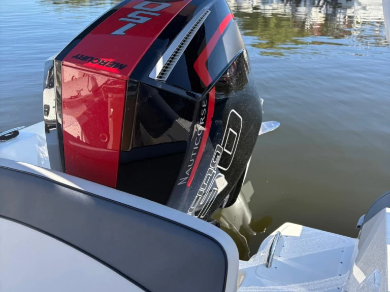 Hire RIB with or without skipper Lomac Saint-Florent