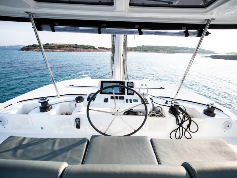 Yacht charter Athens - Lagoon Lagoon 50 on SamBoat