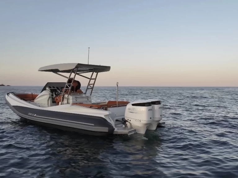 Charter a Zar ZAR 85 in Porto-Vecchio on Samboat