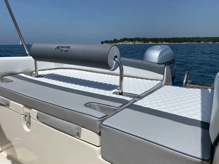 Hire a Eolo Eolo 570 Open Funtana-Fontane