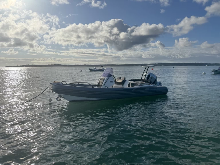 Hire RIB with or without skipper Grand Boats Bélisaire