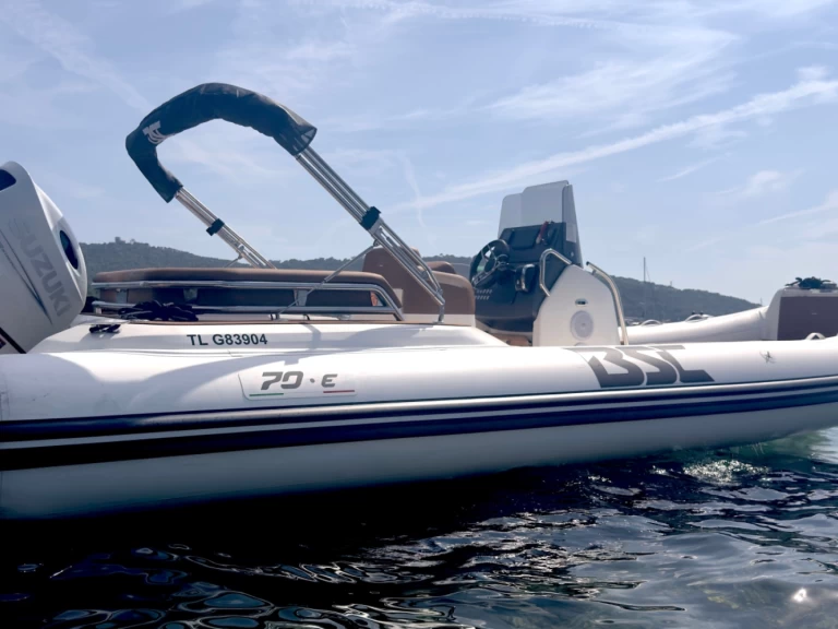 Hire a Bsc Bsc 70 élégance Hyères