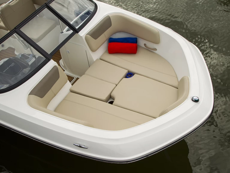 Bayliner VR6 OB charter bareboat or skippered in  Altea