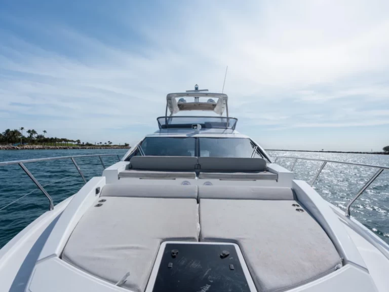 Luxury Yacht hire in Miami - Azimut Azimut 50 Fly