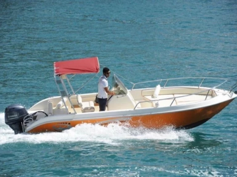 Motorboat hire in Amalfi - Terminal Boat en21