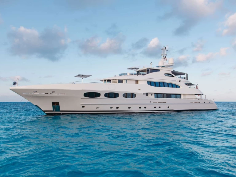 Luxury Yacht hire in Culebra - Heesen ODYSSEA