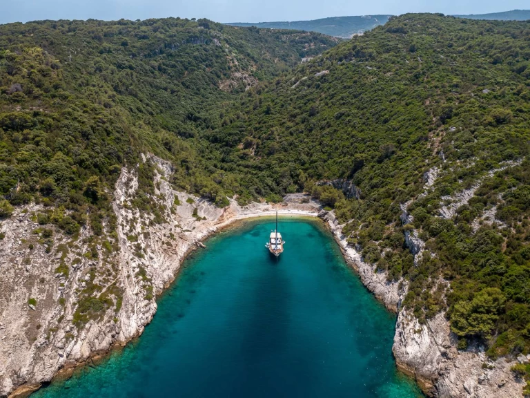 Yacht charter Split - Custom Eleganza on SamBoat