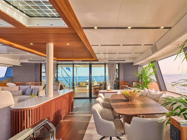 Luxury Yacht hire in Athens - Fountaine Pajot ALINA