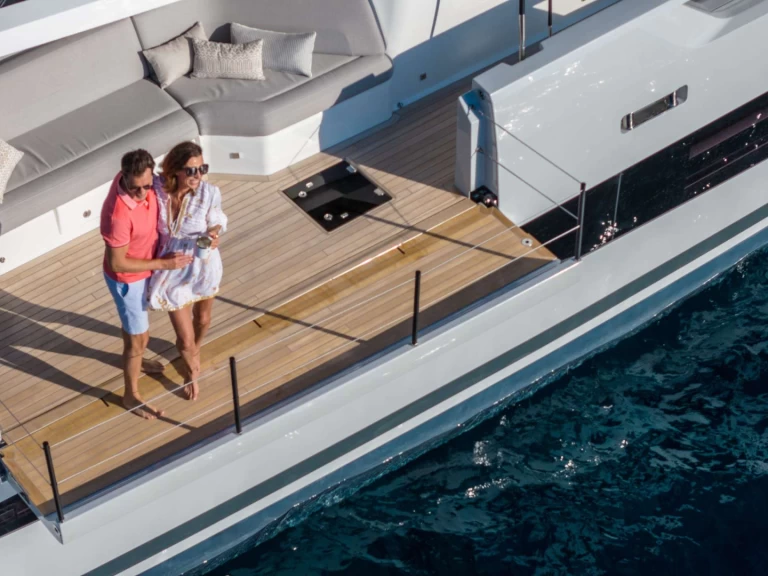 Hire Luxury Yacht with or without skipper Fountaine Pajot Athens