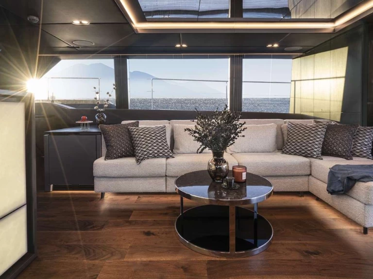 Yacht hire Athens cheap ALTEYA 