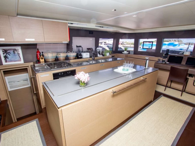 Yacht hire British Virgin Islands (BVI) cheap JAN'S FELION