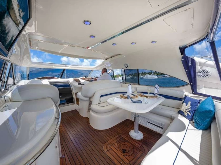 Hire a Sunseeker Nauttia Miami