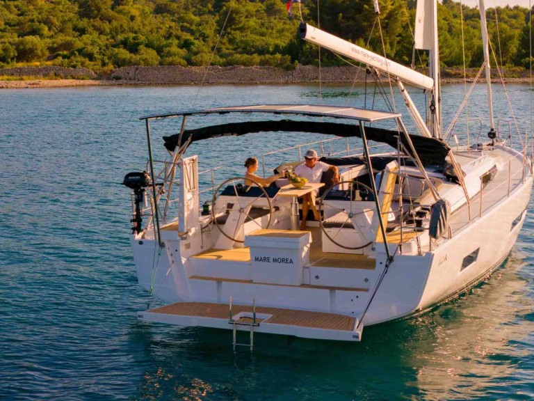 Hire Sailboat with or without skipper Hanse Šibenik