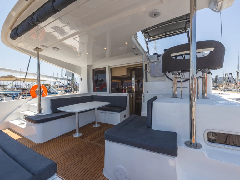 Yacht charter Lefkáda - Lagoon Lagoon 40 on SamBoat