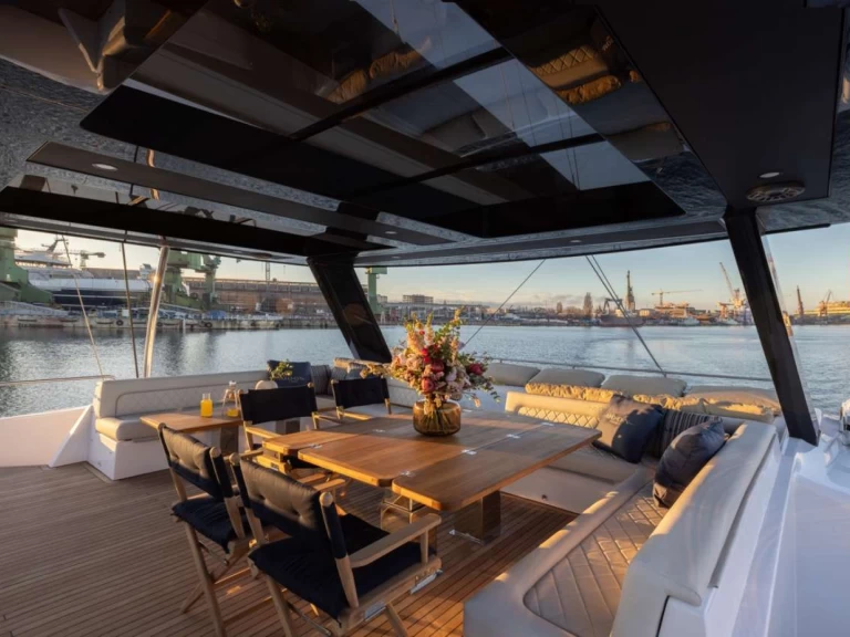 Yacht hire U.S. Virgin Islands cheap Moon 60 Hull 8 2025