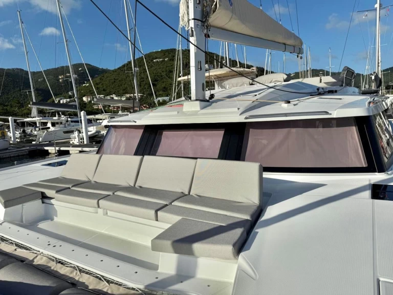 Yacht charter Road Town - Fountaine Pajot Elba 45 on SamBoat