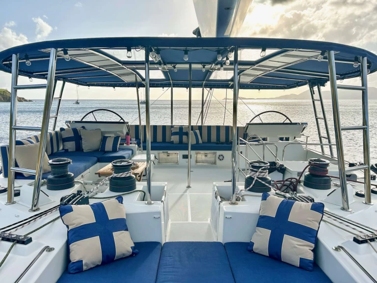 Hire Luxury Yacht with or without skipper Lagoon U.S. Virgin Islands