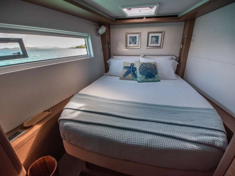 Yacht charter Tortola - Lagoon KARMA on SamBoat