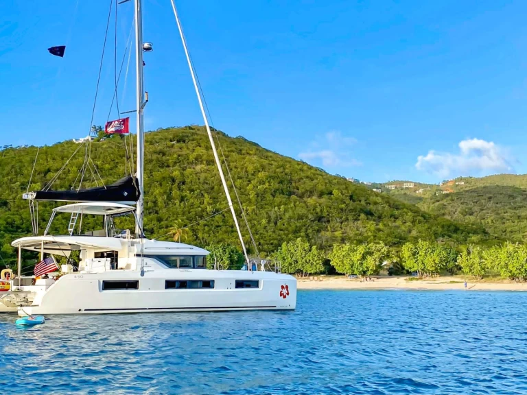 Charter a Lagoon DELANA MAE in U.S. Virgin Islands on Samboat