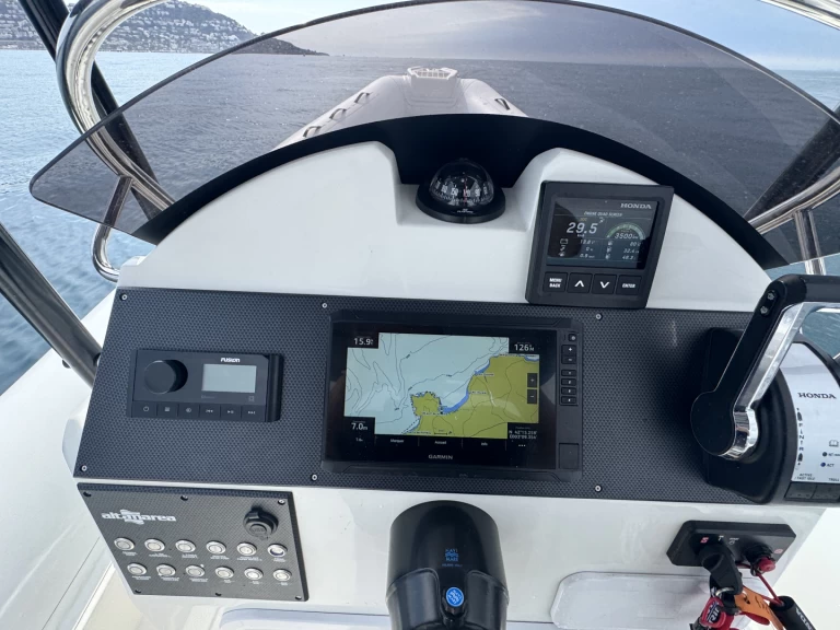 Hire a 4XC HA27 Roses