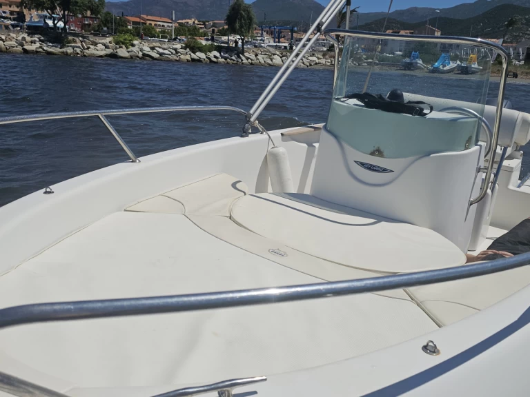 Hire Motorboat with or without skipper Sessa Marine Saint-Florent