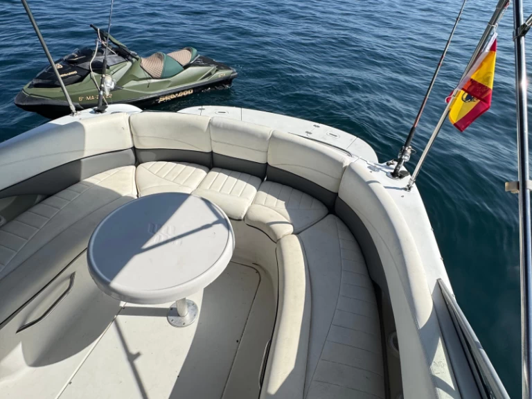 Charter a Four Winns Funship 234 in Puerto Banús on Samboat
