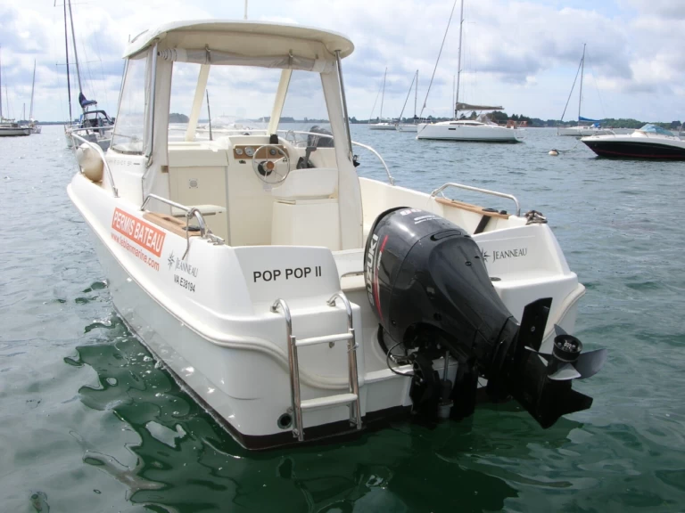 Jeanneau Merry Fisher 585 Marlin charter bareboat or skippered in  Arradon