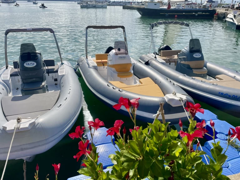 RIB hire in Talamone - 2bar 62