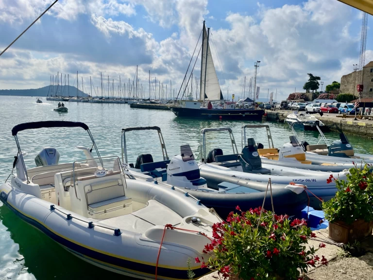 Hire RIB with or without skipper 2bar Talamone