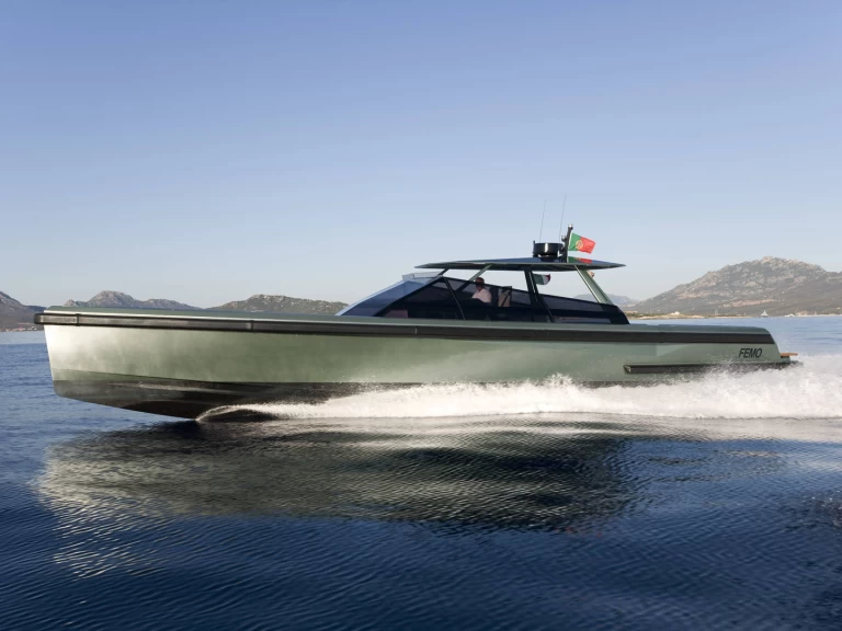 Yacht hire Saint-Jean-Cap-Ferrat cheap power 47