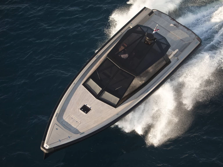 Motorboat hire in Saint-Jean-Cap-Ferrat - WALLY YACHTS power 47