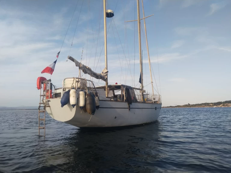 Hire Sailboat with or without skipper Herbulot Hyères
