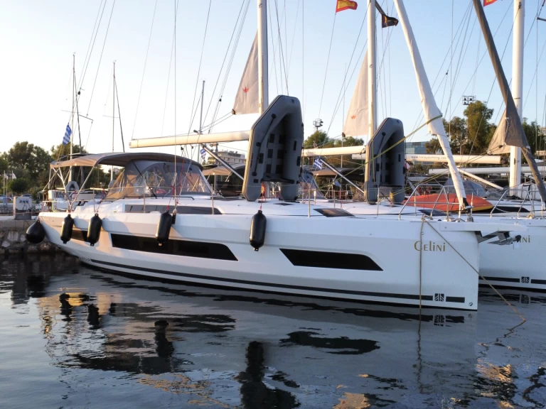 Yacht hire Alimos cheap Dufour 41