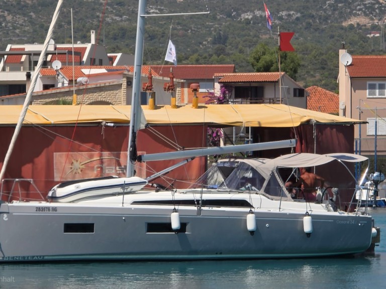 Bénéteau Oceanis 34.1 charter bareboat or skippered in  Rogoznica
