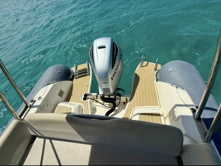RIB hire in Hyères - Bwa Sport 26 GT