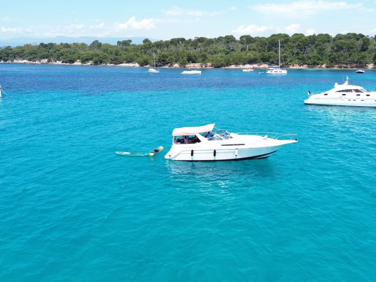 Hire Motorboat with or without skipper Chris Craft Antibes